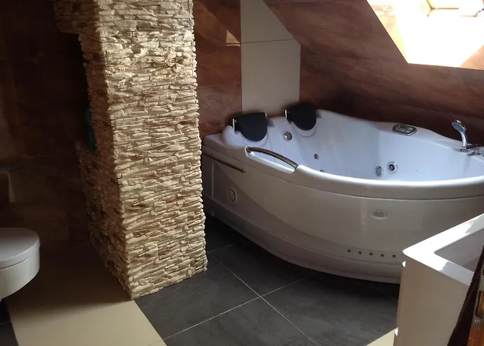 Apartamentowiec Amon Przy Plazy 16 I 19 Darłowo